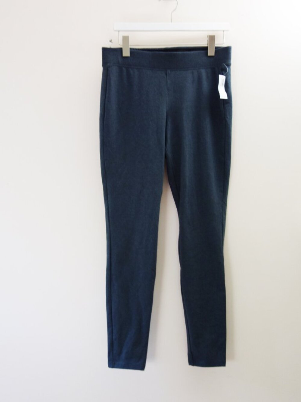 NWT! Old Navy High Rise Elastic Waistband Grey Leggings Size (M)